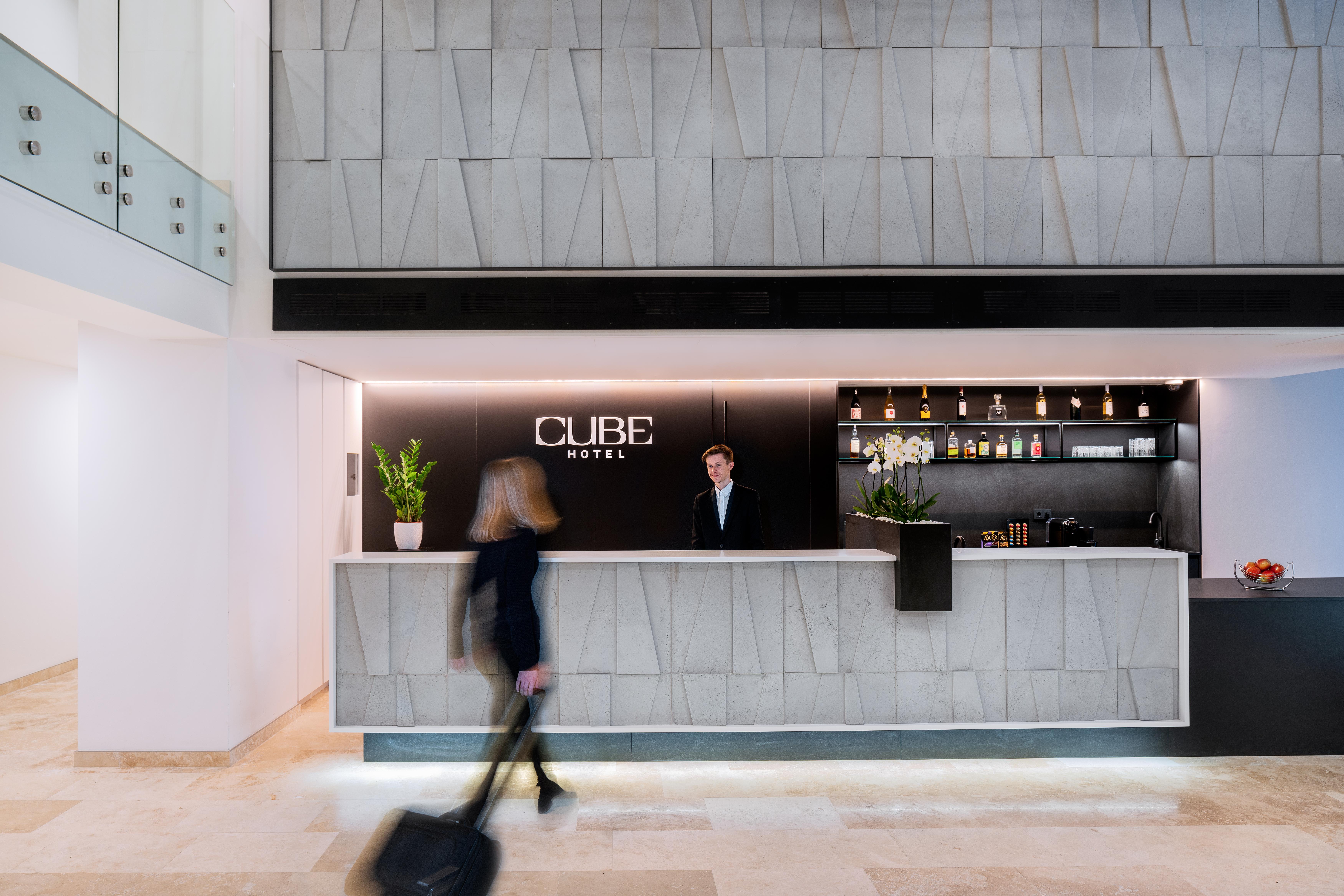 Hotel Cube Πράγα Εξωτερικό φωτογραφία